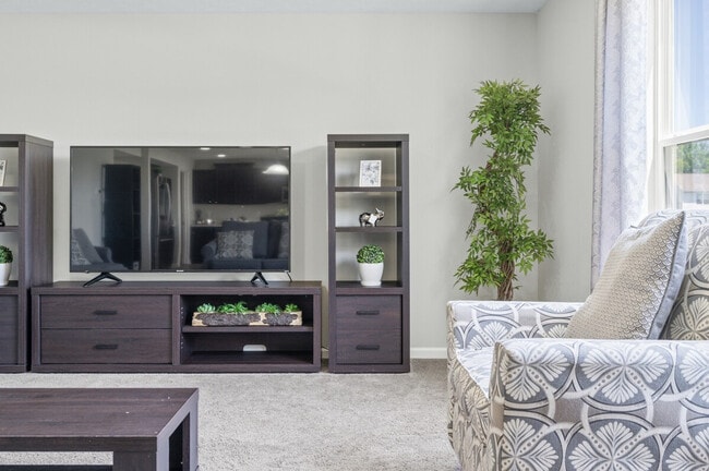 Foto del edificio - 4007 Woodview Dr