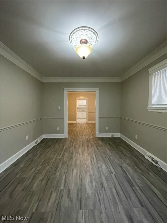 Building Photo - 4225 Valley Rd