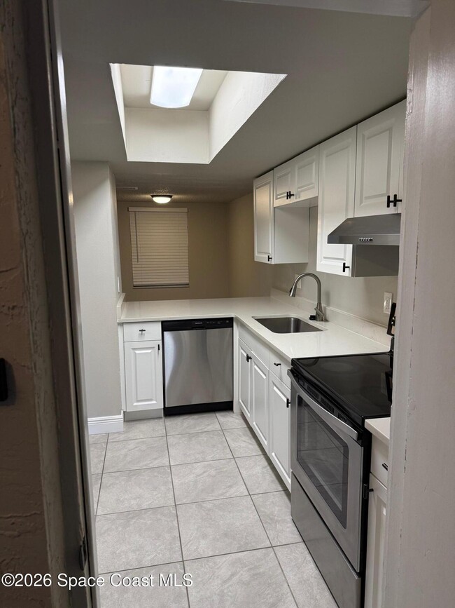 Foto del edificio - 1425 Croftwood Dr