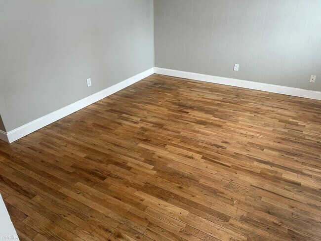 Foto del edificio - 3 br, 1 bath House - 1954 O Connor Avenue