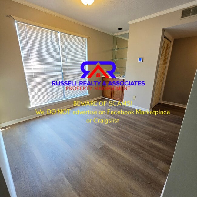 Building Photo - 3021 Chase Ln