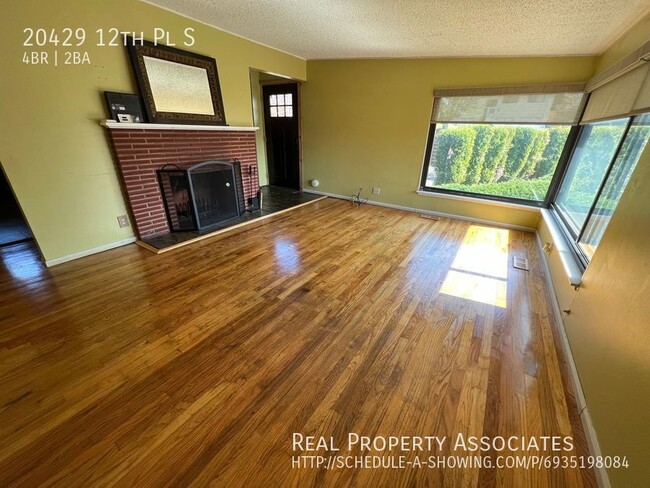 Building Photo - 4 Bedroom Home in SeaTac