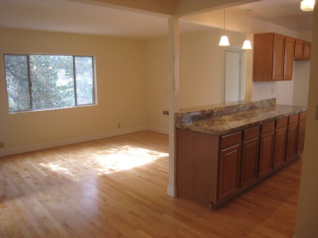 Foto del edificio - 1811 Verdugo Knolls Dr