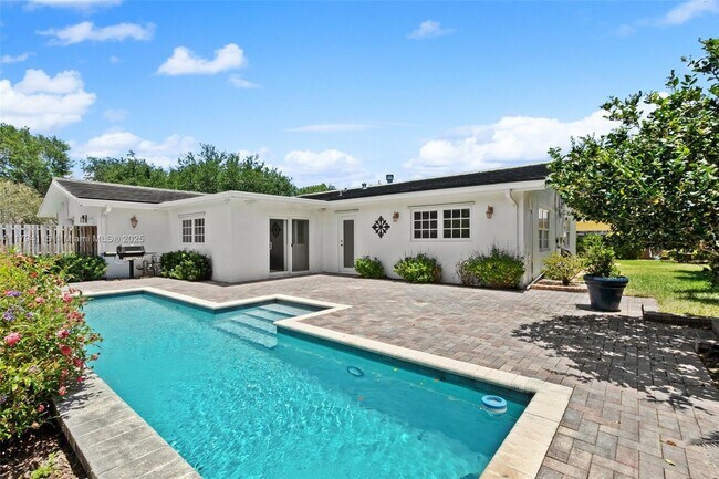 Foto del edificio - 2070 NE 54th Ct