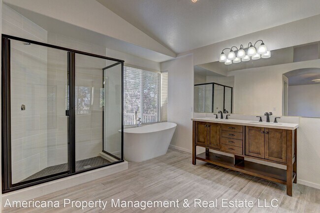 Foto del edificio - 4 br, 3 bath House - 10140 Hill Country Ave