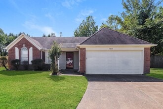 Building Photo - 7033 Ireland Dr