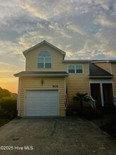 Building Photo - 609 Sloop Pointe Ln