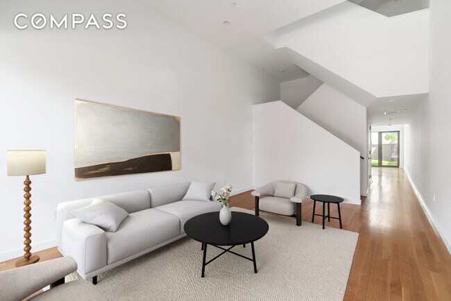 Foto del edificio - 33 Carroll St