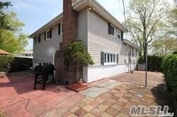 Foto del edificio - 8 Surrey Ln