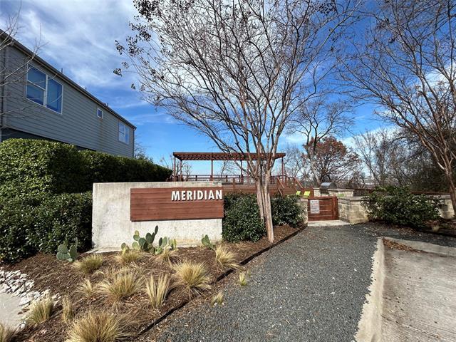 Foto del edificio - 1229 Clifftop Ln