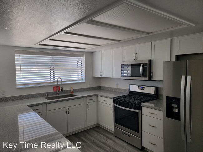 Building Photo - 3 br, 2.5 bath House - 1446 Lause Rd.