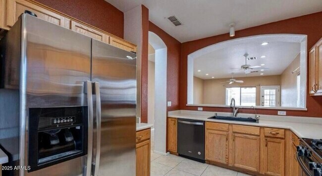 Foto del edificio - 14510 W Marcus Dr
