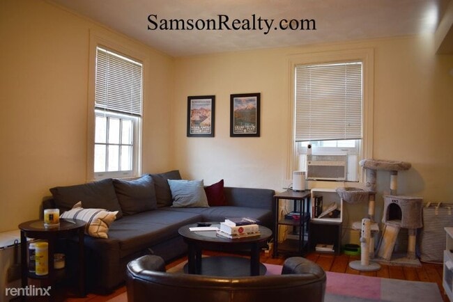 Building Photo - 2 br, 1 bath Condo - 373 Thayer St