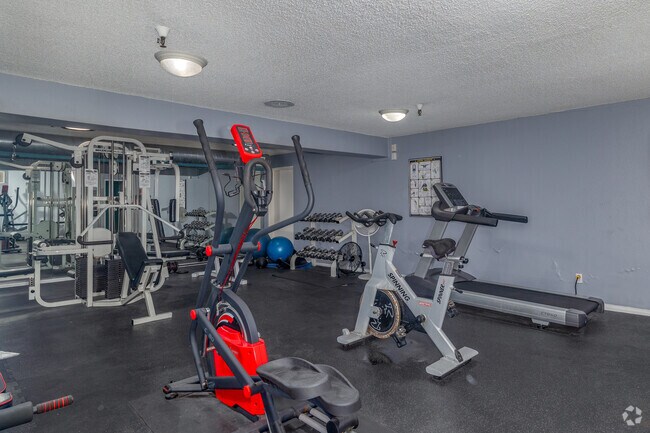 Gimnasio - Fox Hills Apartments
