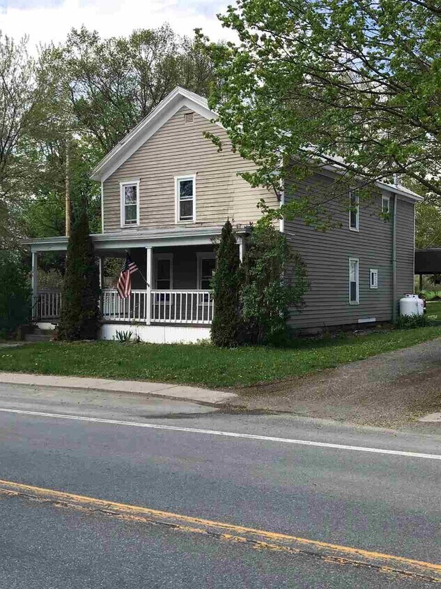Primary Photo - 208 Main St