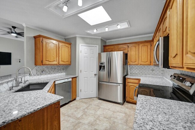 Foto del edificio - 8632 Duke Ave