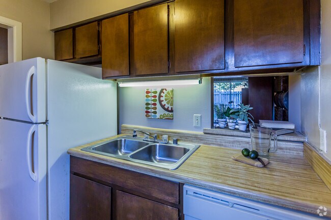 2HAB, 1.5BA - 1,100 ft² - Cocina - Sturbridge