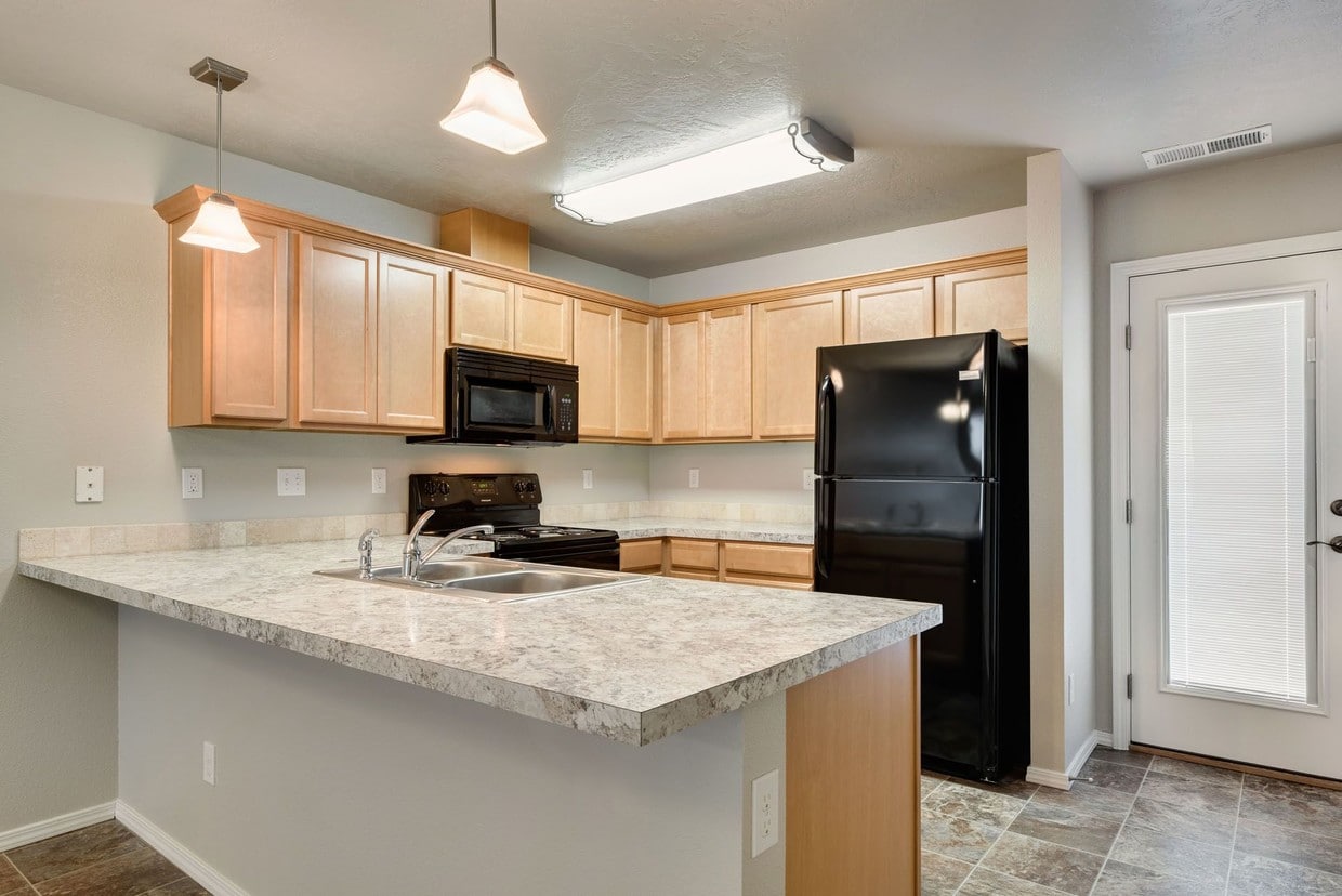 1288 E Everest St Unit C103, Meridian, ID 83646 Room for Rent in