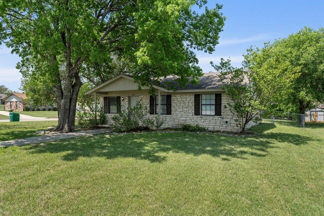Building Photo - 580 Plaza Ct