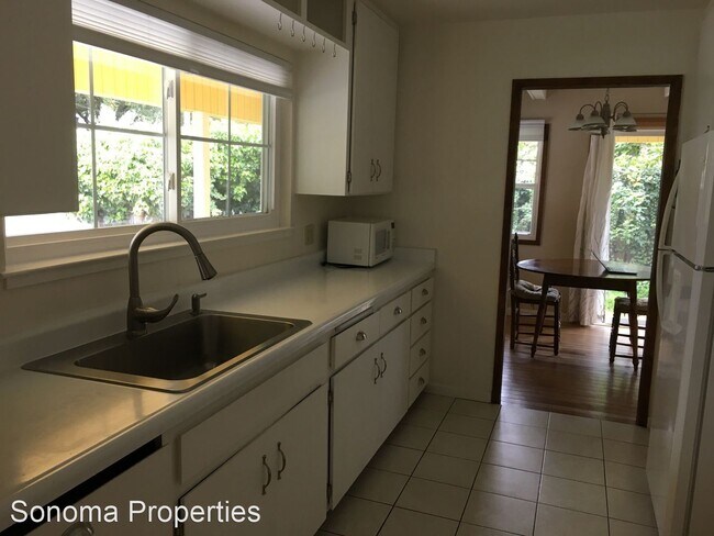 Building Photo - 2 br, 1 bath House - 68 Arroyo Road
