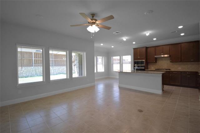 Foto del edificio - 3808 PENNINGTON Ave