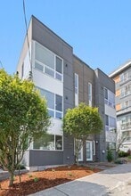 Building Photo - 4111 SW Oregon St