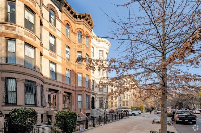 Foto del edificio - 425 3rd St