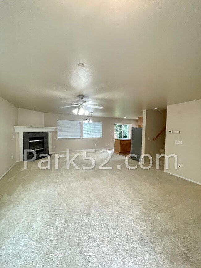 Foto del edificio - Dog Friendly, DuPont Single Family Home