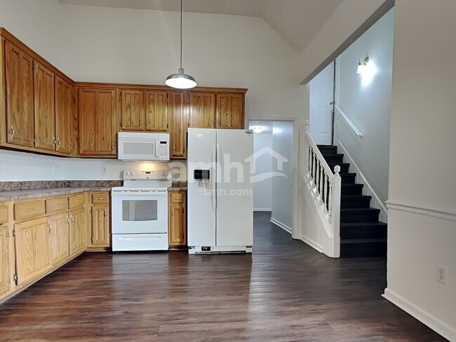 Foto del edificio - 9270 Chimneyrock Blvd