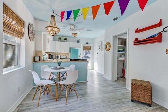 Building Photo - 9 Sylvan Dr