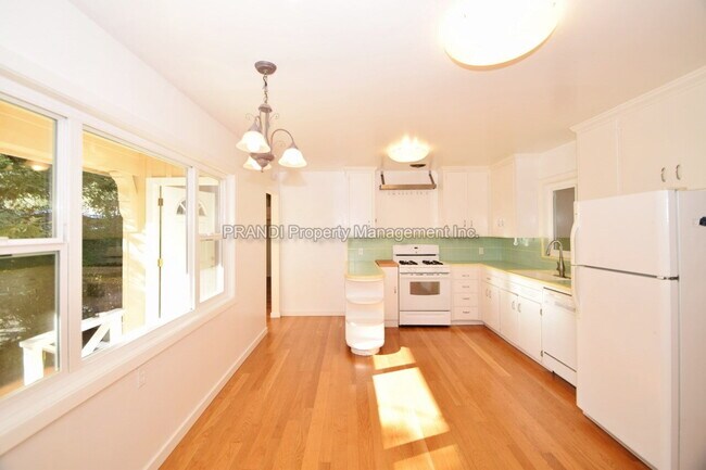 Foto del edificio - Adorable Home in Ideal San Anselmo Neighbo...