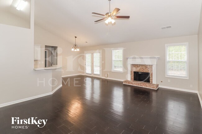 Building Photo - 7250 Lanier Cove Ct