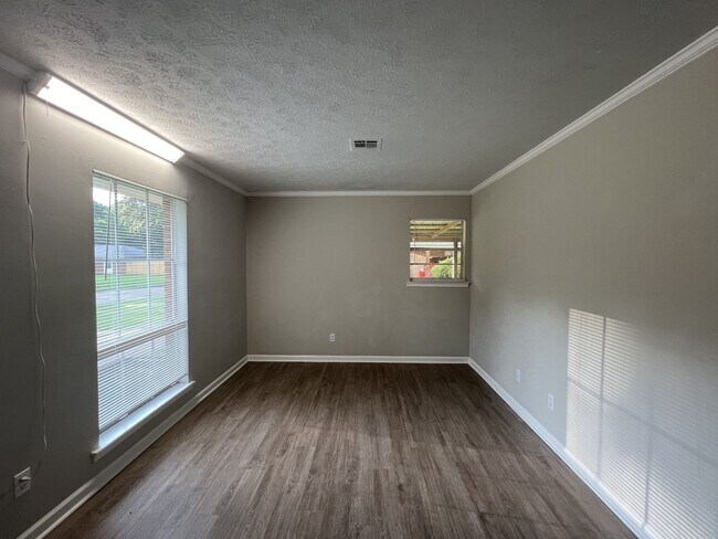 Building Photo - Home for rent in Prattville