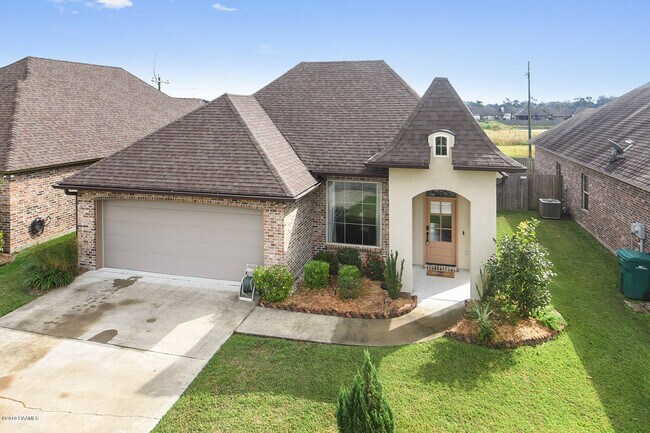 Building Photo - 308 Overbrook Dr