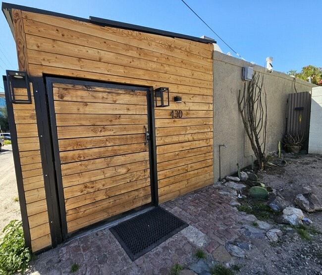 Foto del edificio - 430 N Euclid Ave