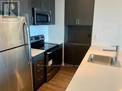 Photo du bâtiment - 2550-2550 Eglinton Ave W
