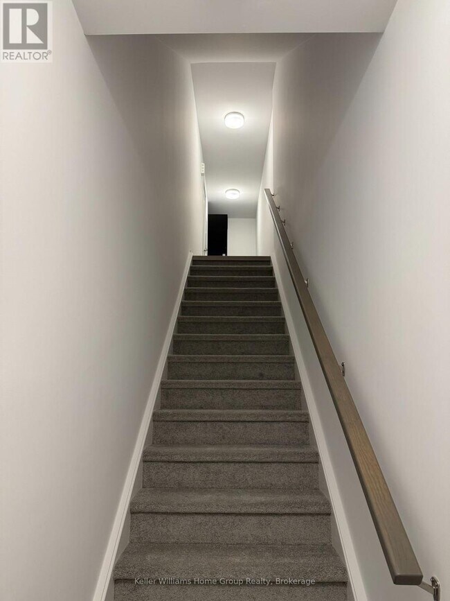 Photo du bâtiment - 940 St David St N