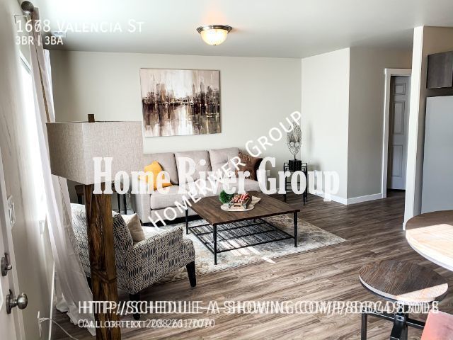 Primary Photo - Great 3-Bed 2.5-Bath Townhome with Garage!