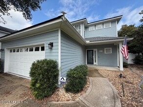 Building Photo - 2567 Merrill Blvd