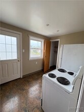 Building Photo - 455 Wehrle Dr