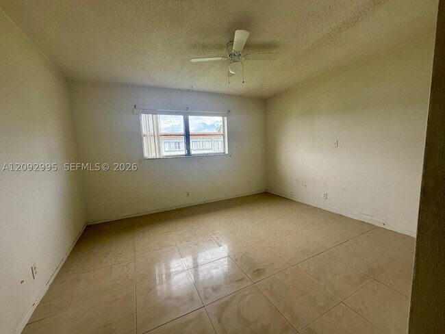Foto del edificio - 1501 NW 43rd Ave