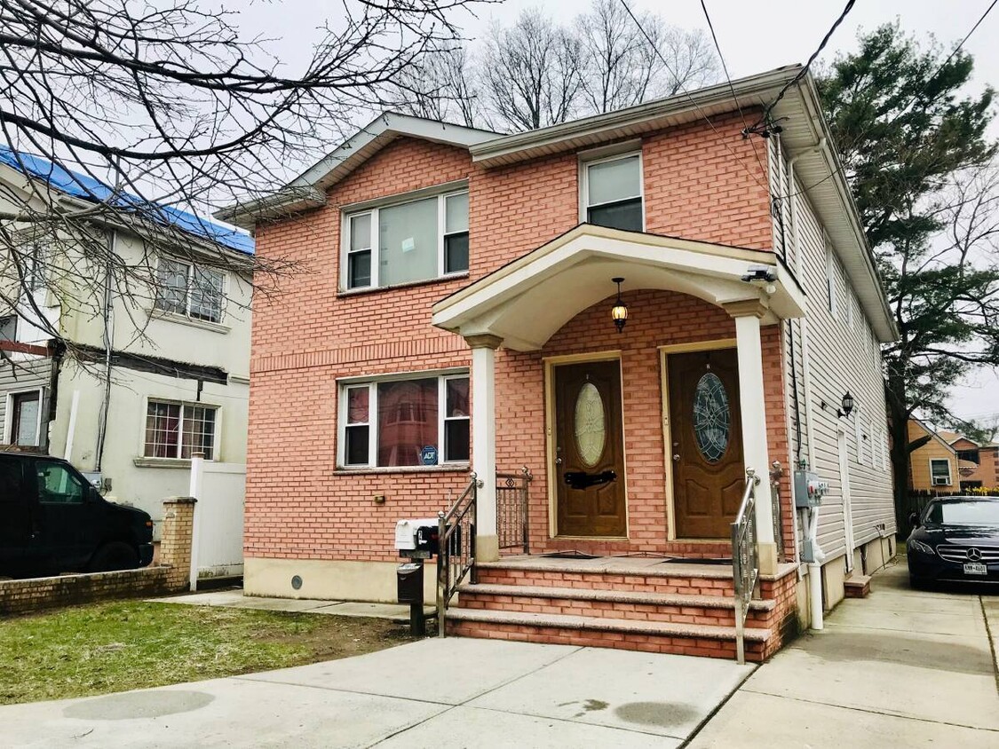 Primary Photo - 14586 183rd St