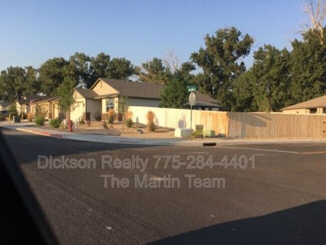 Foto del edificio - 650 White Eagle Ln