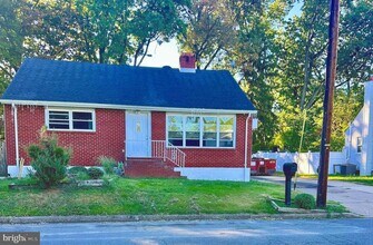 Building Photo - 45 Hillman Ave