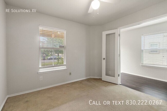 Building Photo - 715 Scarlet Ibis