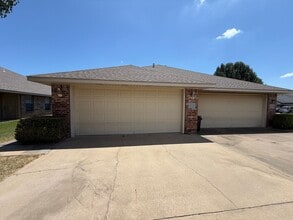1803 Ingalls Ln