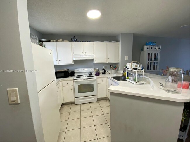 Building Photo - 8710 N Sherman Cir
