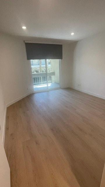 Building Photo - 740 N Kings Rd