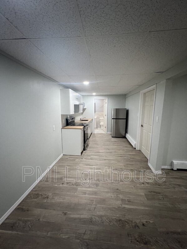 Building Photo - 470 Williams Way North