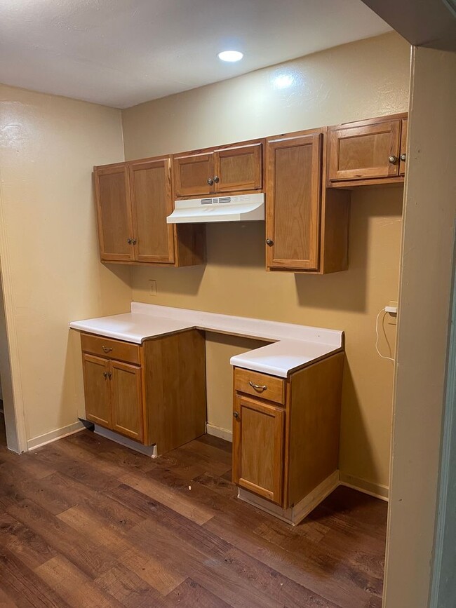 Building Photo - Section 8 Accepted!